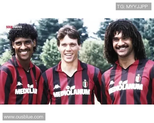 河南足球明星范巴斯滕的传奇故事与职业生涯回顾