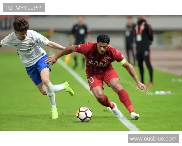 成都足球队以56分领跑邀请赛积分榜展现强劲实力 成都足球队以56分领跑邀请赛积分榜展现强劲实力